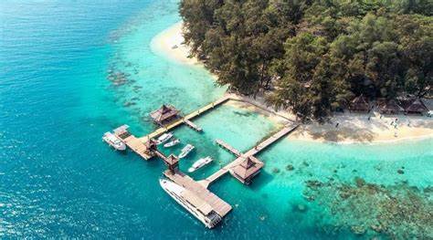 Wisata Pulau Burung
